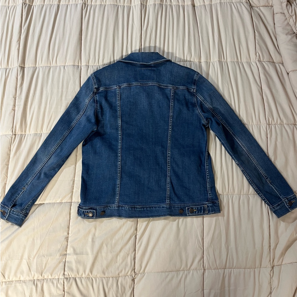 Levi’s Jean Jacket - Picture 5 of 11